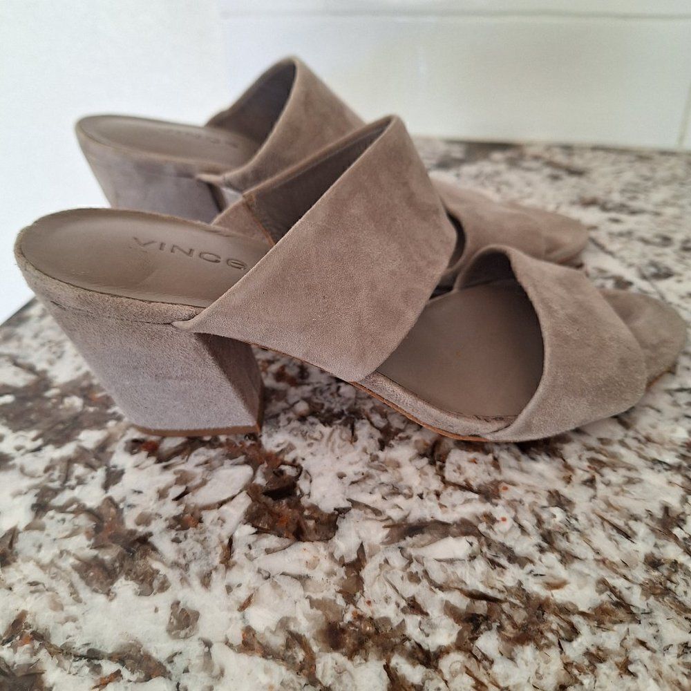 Vince Suede Sandal Block Heel Slip On Gray Open Toe size 6.5 US - Picture 3 of 10